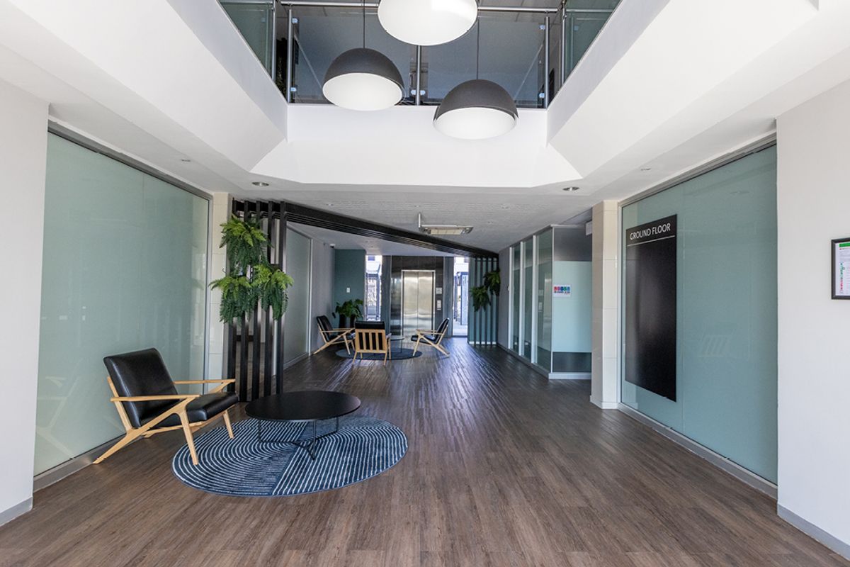 Prime 1188sqm Bedford Gardens Office - Photo 4