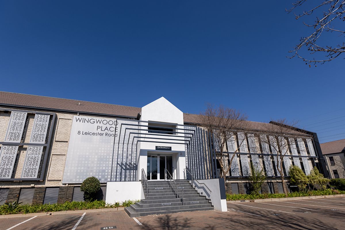 Prime 1188sqm Bedford Gardens Office - Photo 2