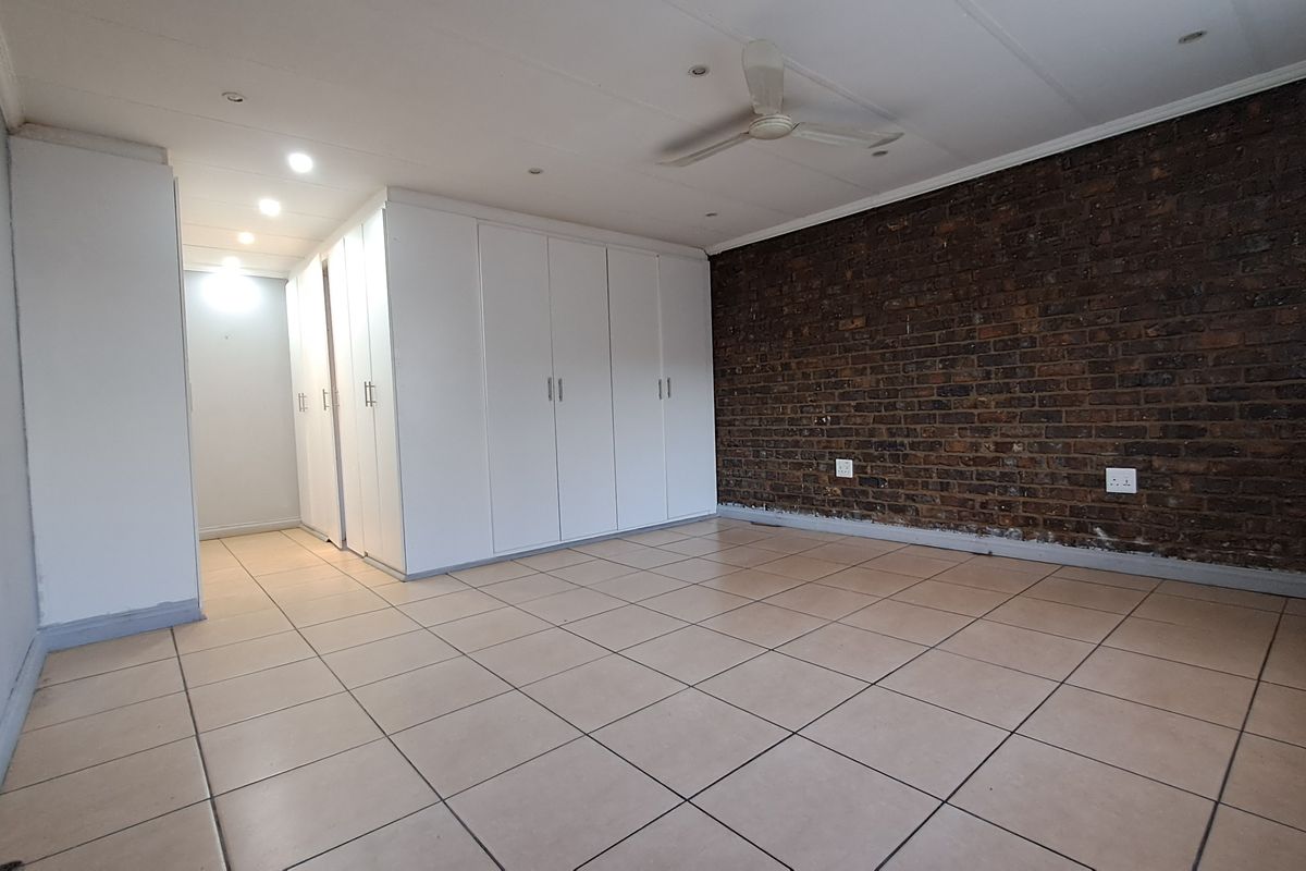 Commercially Zoned – Endless Possibilities in Heidelberg - Photo 5