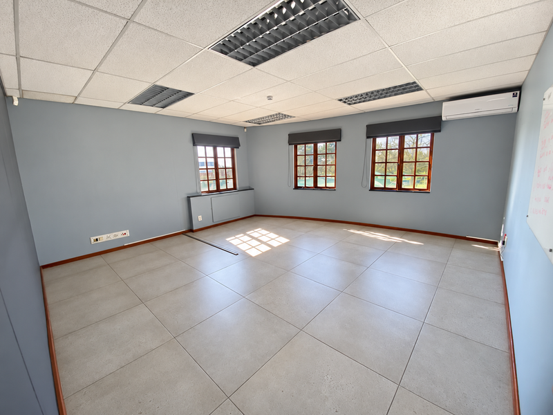 9,472 m2 Industrial Property for Sale in Randjespark, Midrand - Photo 8
