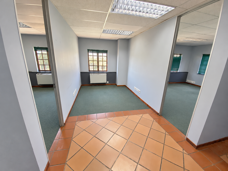 9,472 m2 Industrial Property for Sale in Randjespark, Midrand - Photo 9