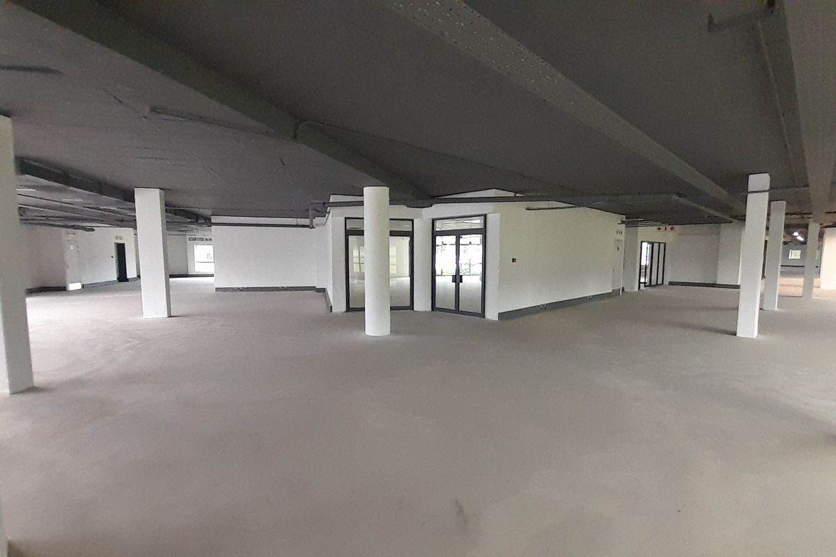 1,922m Ground Floor White Box Office with N1 Exposure - Photo 4