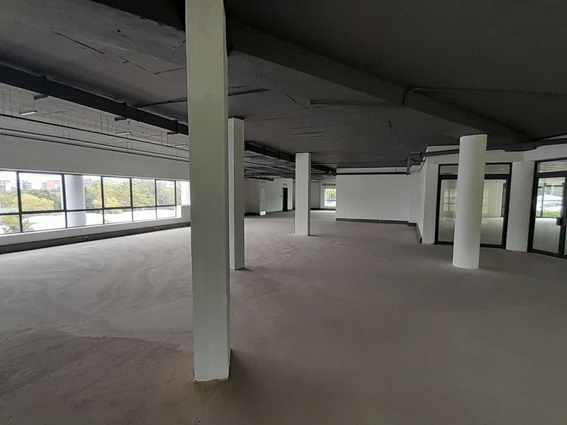 1,922m Ground Floor White Box Office with N1 Exposure - Photo 2