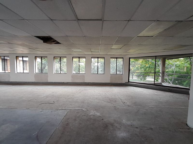 186m First Floor White Box Office Space To Let Howick Gardens Waterfall Office Park - Photo 7