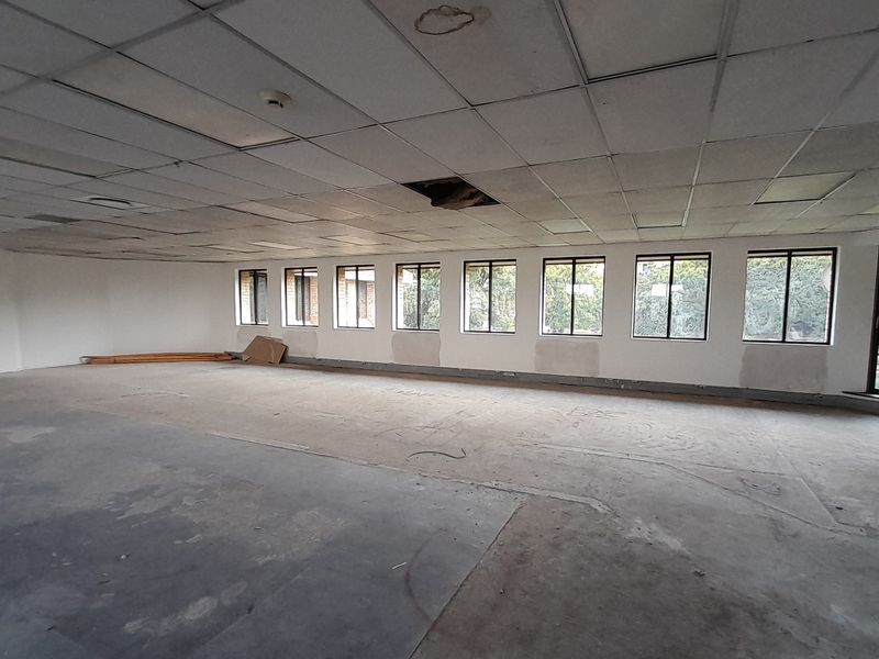 186m First Floor White Box Office Space To Let Howick Gardens Waterfall Office Park - Photo 5