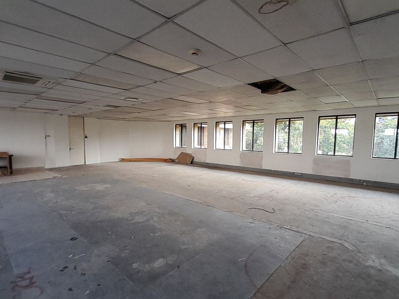 186m First Floor White Box Office Space To Let Howick Gardens Waterfall Office Park - Photo 4