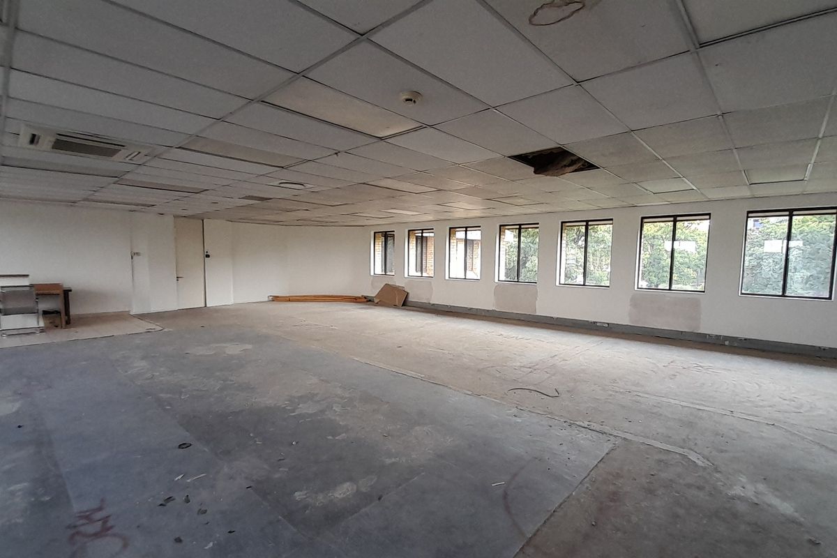 186m First Floor White Box Office Space To Let Howick Gardens Waterfall Office Park - Photo 4