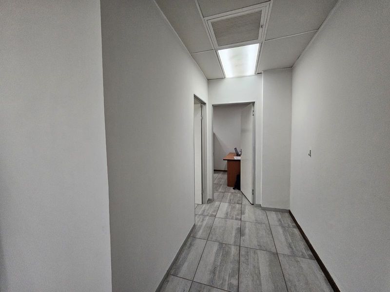 TO LET | ±73 m2 Professional Office | Waterkloof Area | Immediate Occupation - Photo 6