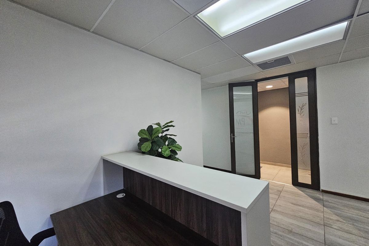TO LET | ±73 m2 Professional Office | Waterkloof Area | Immediate Occupation - Photo 5