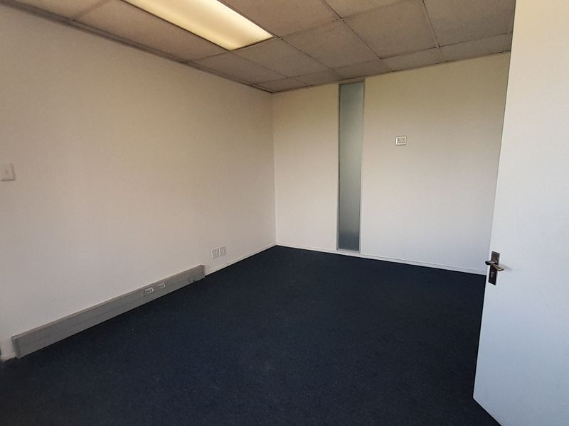 77m Carpeted Office Space To Let at Howick Gardens Waterfall Office Park - Photo 5