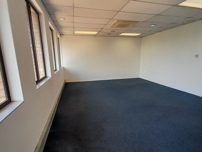 77m Carpeted Office Space To Let at Howick Gardens Waterfall Office Park - Photo 8