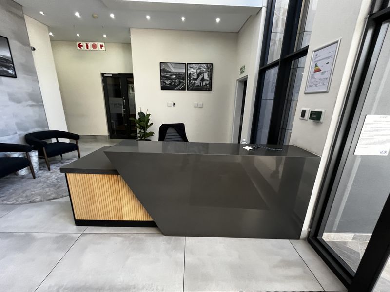 PRIME OFFICE SPACE IN TYGERVALLEY, BELLVILLE TO LET - Photo 5