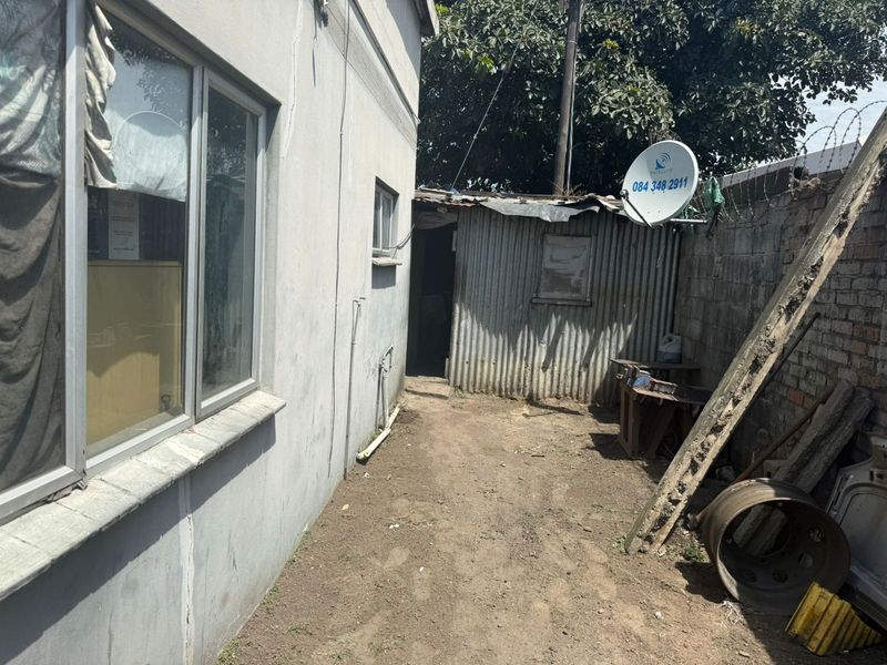 Prime 696sm Level Yard To Let- Strategic Logistics Hub, Clairwood - Photo 6