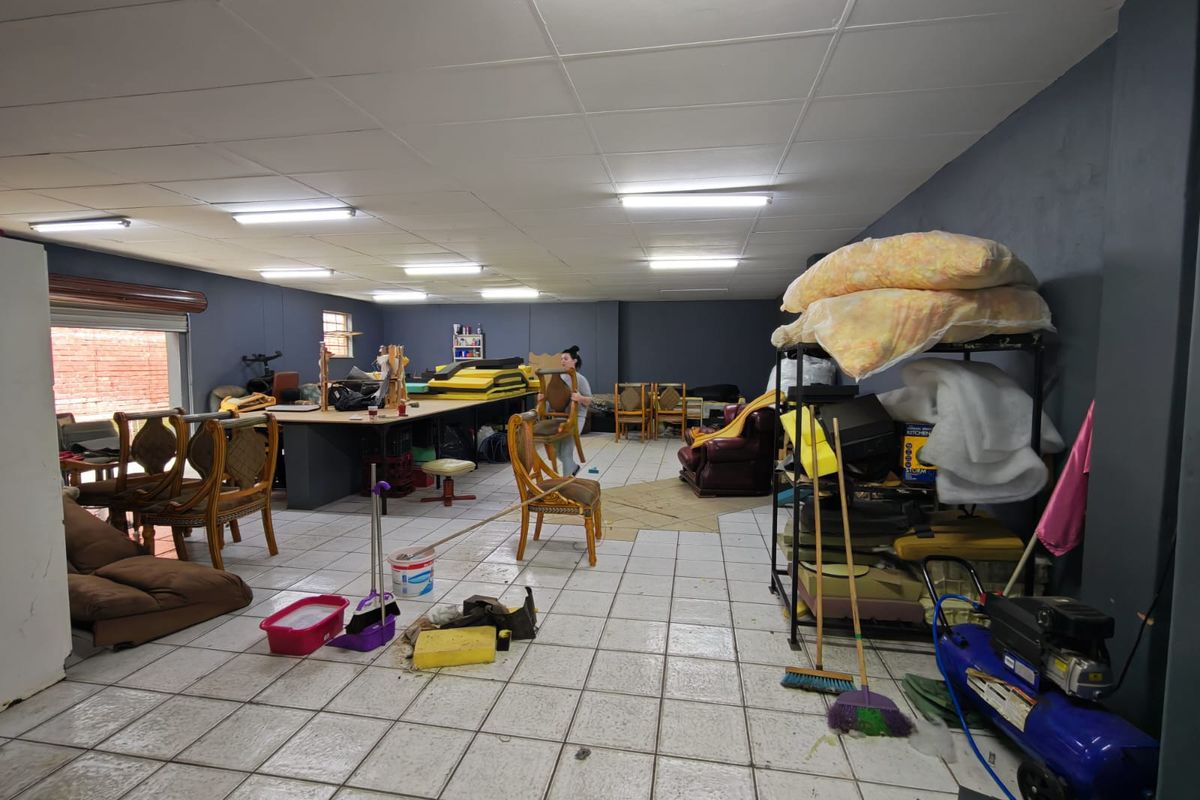 Commercial Space To Let in Prime Location in Pretoria North (±280m2) at only R17 900.00 excl. VAT - Photo 4