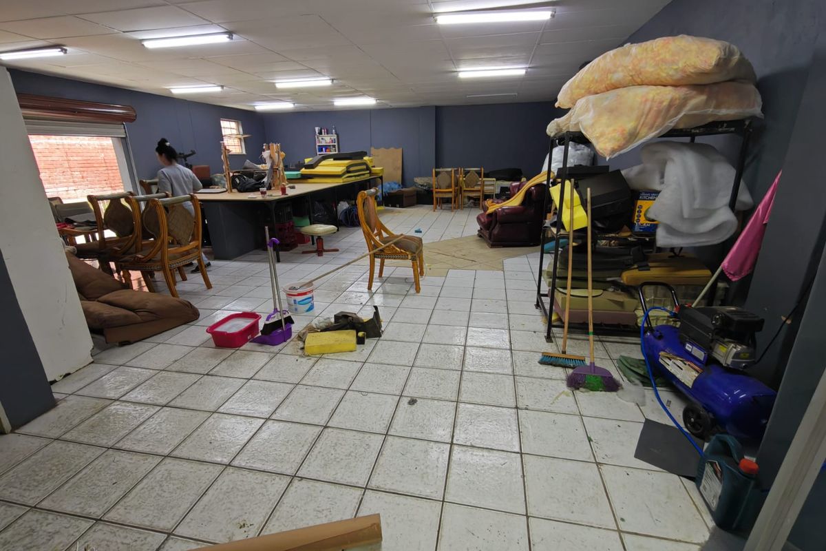 Commercial Space To Let in Prime Location in Pretoria North (±280m2) at only R17 900.00 excl. VAT - Photo 5