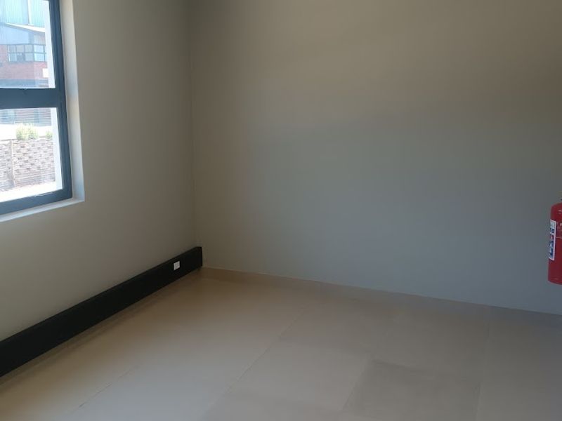 Industrial Warehousing Waterfall Hillcrest Kwazulu Natal - Photo 6