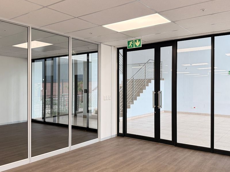 Prime 5,515m2 Freestanding Warehouse To Let in Samrand Logistics Node - Photo 7