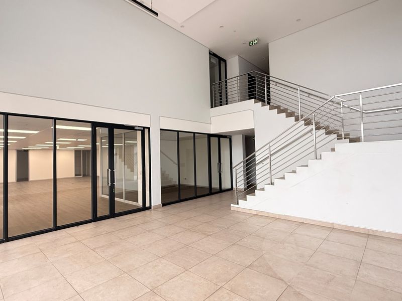 Prime 5,515m2 Freestanding Warehouse To Let in Samrand Logistics Node - Photo 4