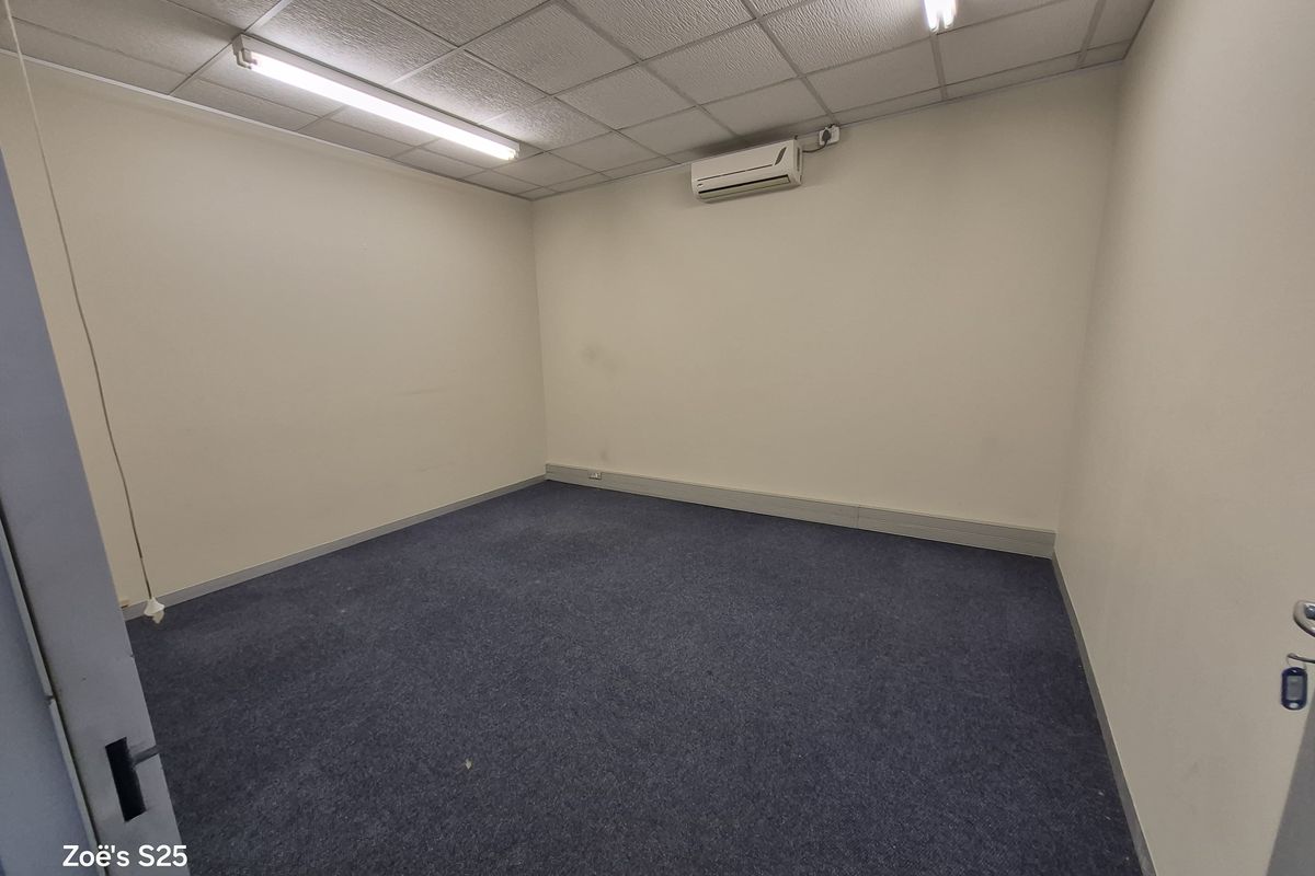 23 m2 Office Space to Rent in Central Empangeni - Photo 5