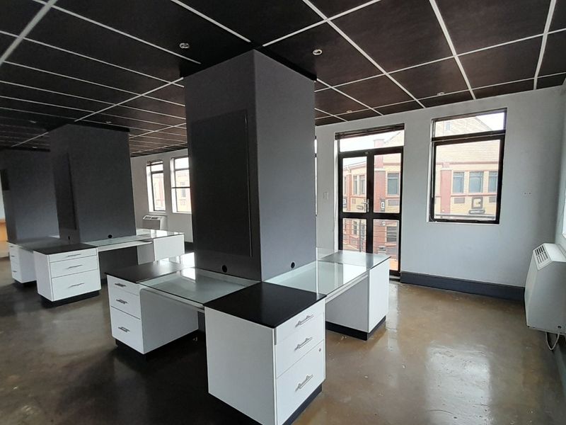 Clean Lines Natural Light and a First Floor 214m Office Edge - Photo 6