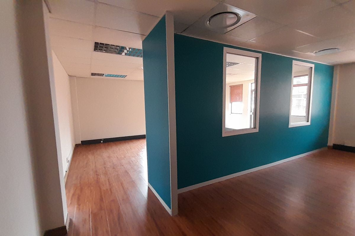 A Smart 74m Office Size in a Proven Business Address - Photo 2