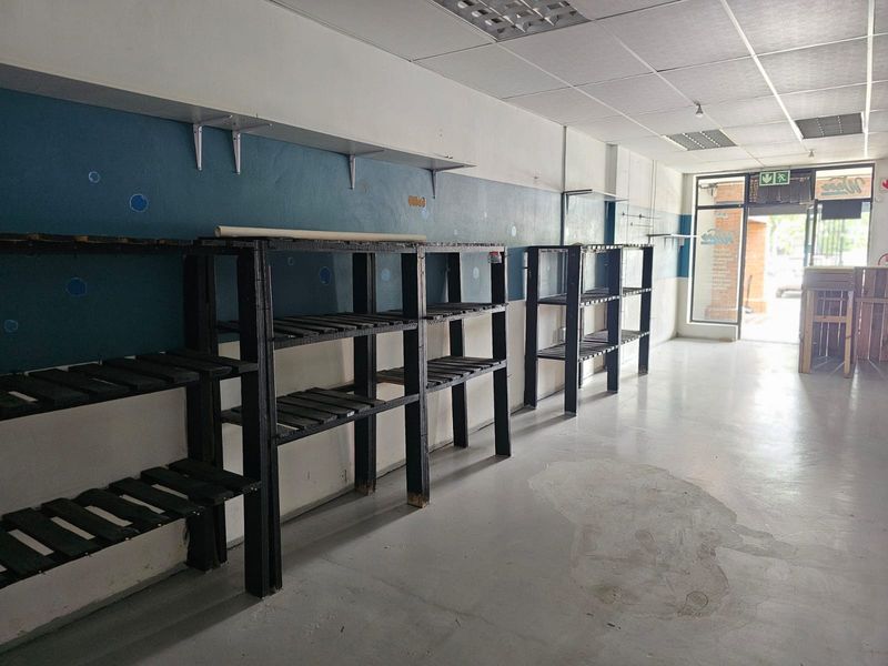 TO LET | Boutique Retail Space 51m2 | Cherry Lane Brooklyn - Photo 3