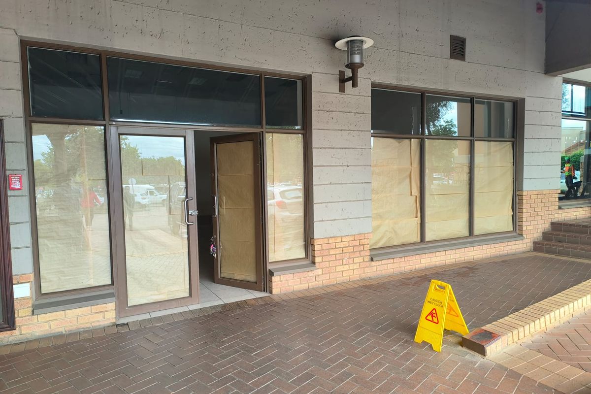 149.98m2 Retail Space to Let – Prime Opportunity for Showroom or Destination Store - Photo 3