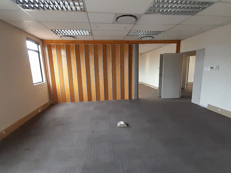 Where Serious Business Feels Effortless 297m Presence in a Premium Pretoria East Address - Photo 6