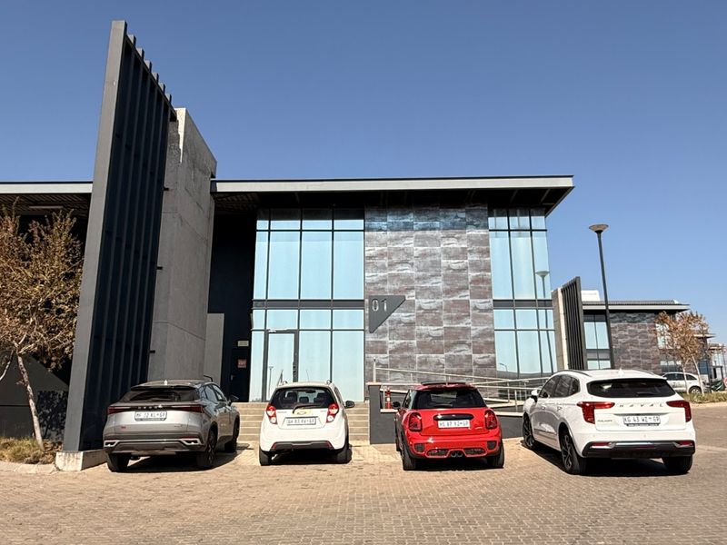 Premium 1,100m2 Warehouse To Let in Old Mint Industrial Park in Louwlardia, Centurion - Photo 2
