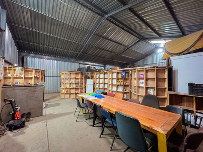 Prime 34Ha Fruit Farm for Sale in the Witzenberg Valley – Established Orchards & Water Rights - Photo 3