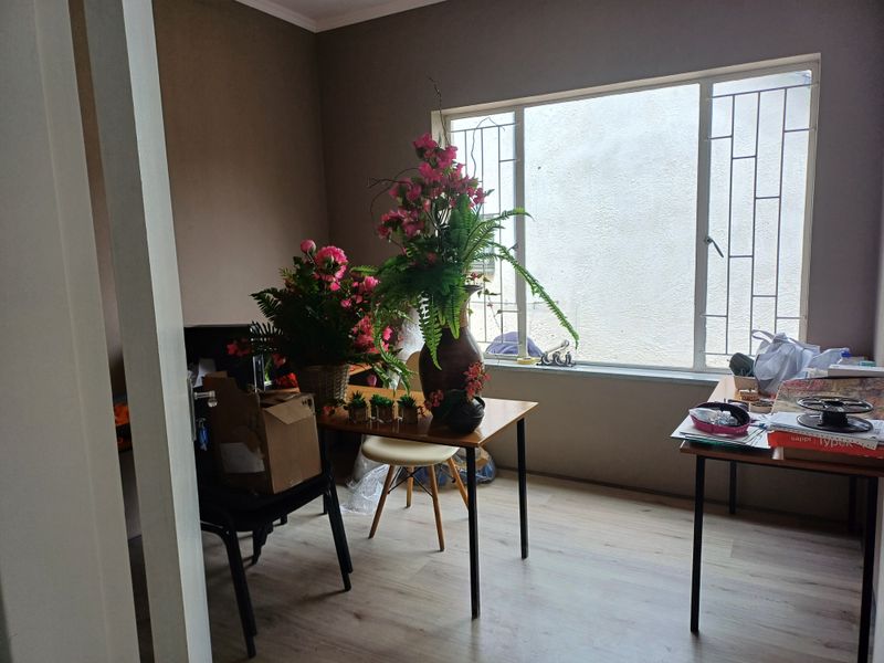 Infant/ Child care Facility for rental in Randhart - Photo 6