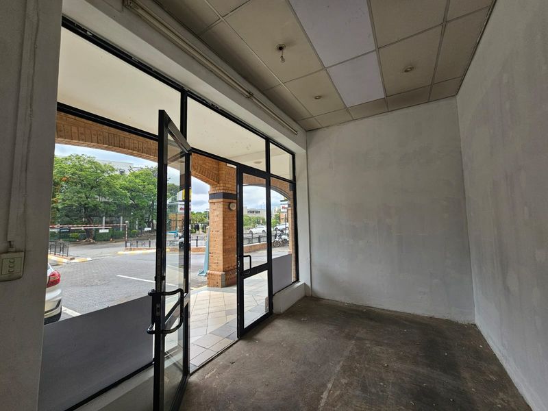 TO LET | Rare Small Retail Opportunity | Cherry Lane Brooklyn - Photo 1