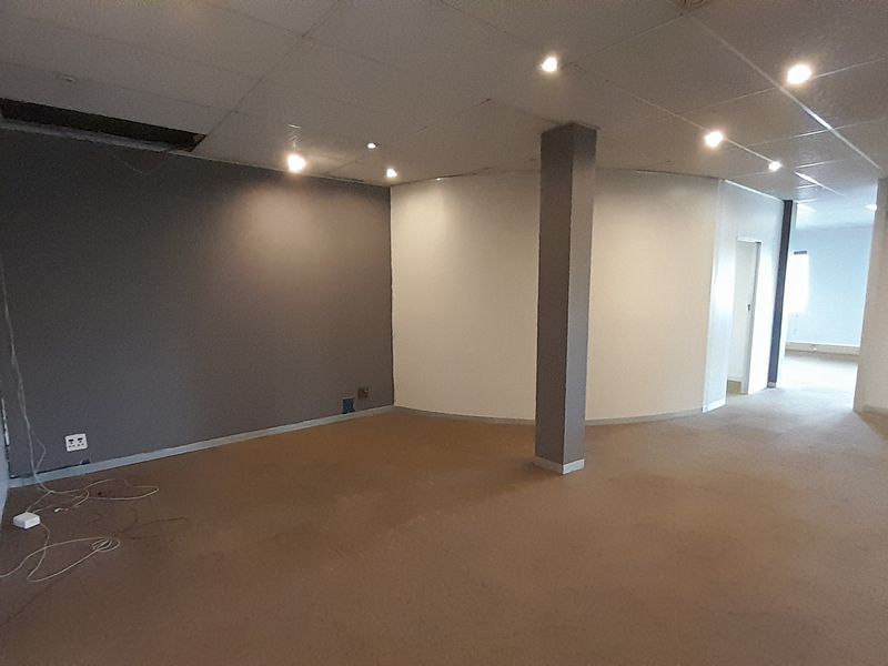 A Well Balanced 212m Ground Floor Office in a Strong Pretoria East Position - Photo 2