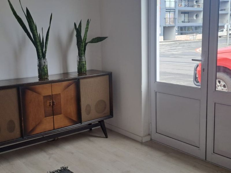 Unique commercial property available in Gansbaai - Photo 3