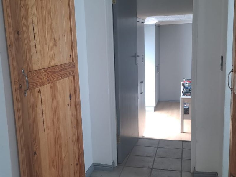 Unique commercial property available in Gansbaai - Photo 9