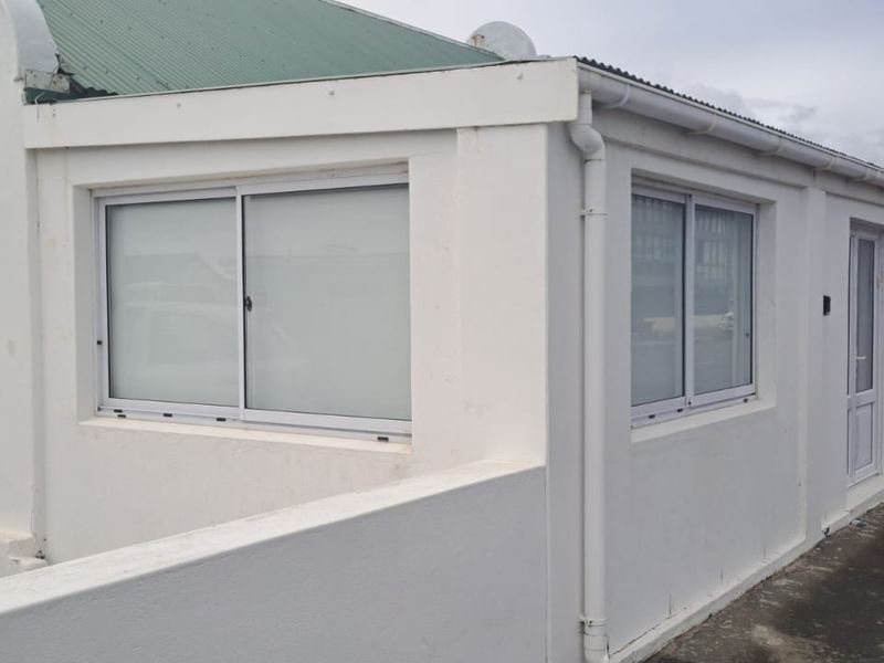 Unique commercial property available in Gansbaai - Photo 2