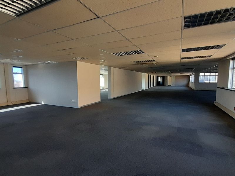 Large Scale Corporate Office Opportunity 2,415m First Floor at The Park on 16th - Photo 9