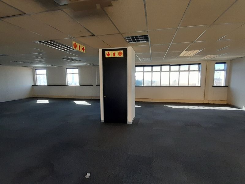 Large Scale Corporate Office Opportunity 2,415m First Floor at The Park on 16th - Photo 7