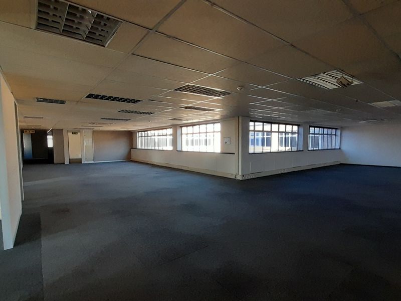 Large Scale Corporate Office Opportunity 2,415m First Floor at The Park on 16th - Photo 8