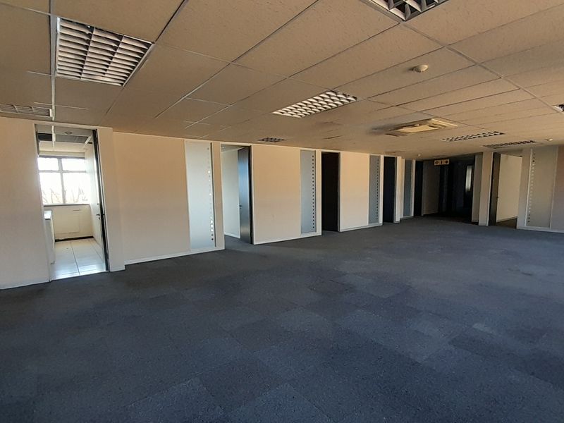 Large Scale Corporate Office Opportunity 2,415m First Floor at The Park on 16th - Photo 3