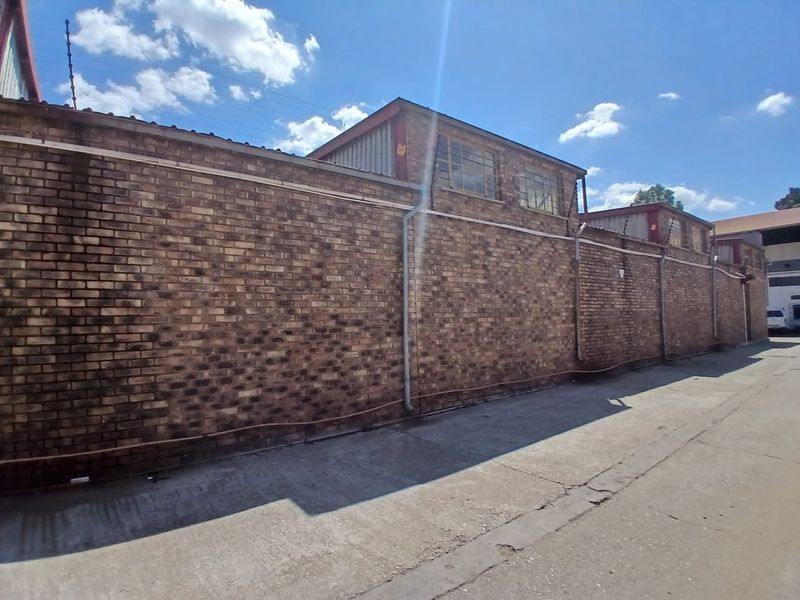 Practical Space, Big Possibilities - Photo 3