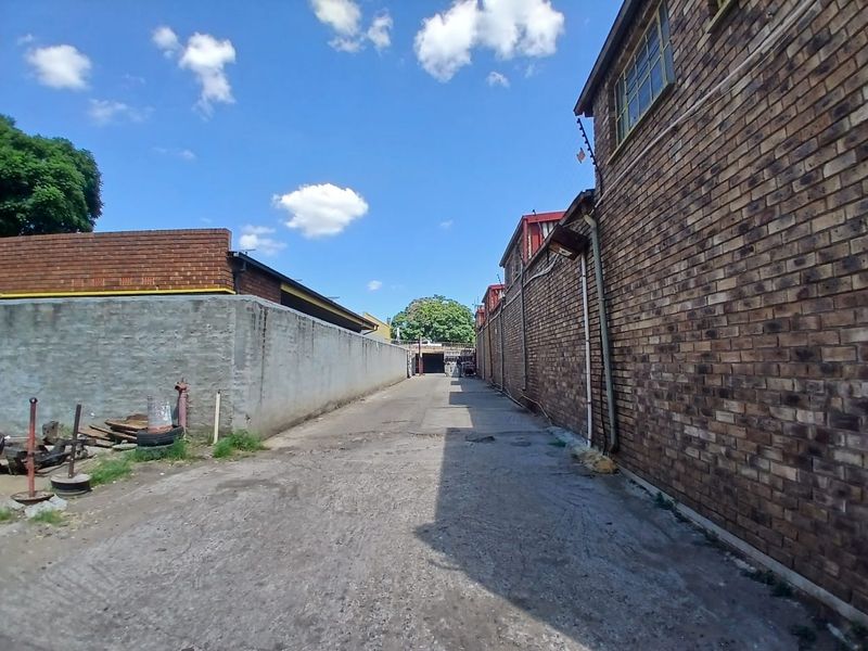 Practical Space, Big Possibilities - Photo 2