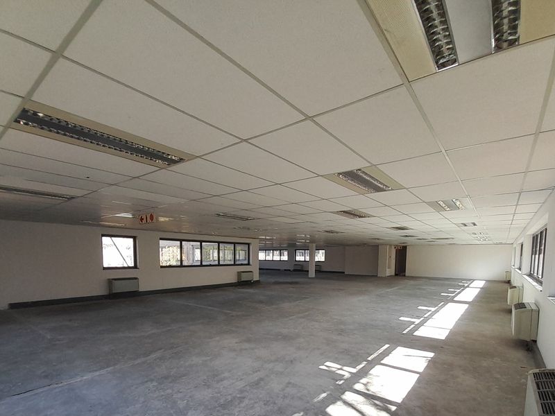 683m First Floor White Box Office To Let in Block E Central Park Randjespark - Photo 9