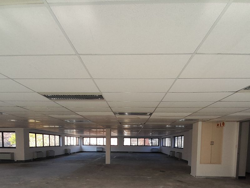 683m First Floor White Box Office To Let in Block E Central Park Randjespark - Photo 7