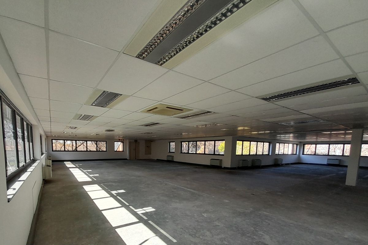 683m First Floor White Box Office To Let in Block E Central Park Randjespark - Photo 5