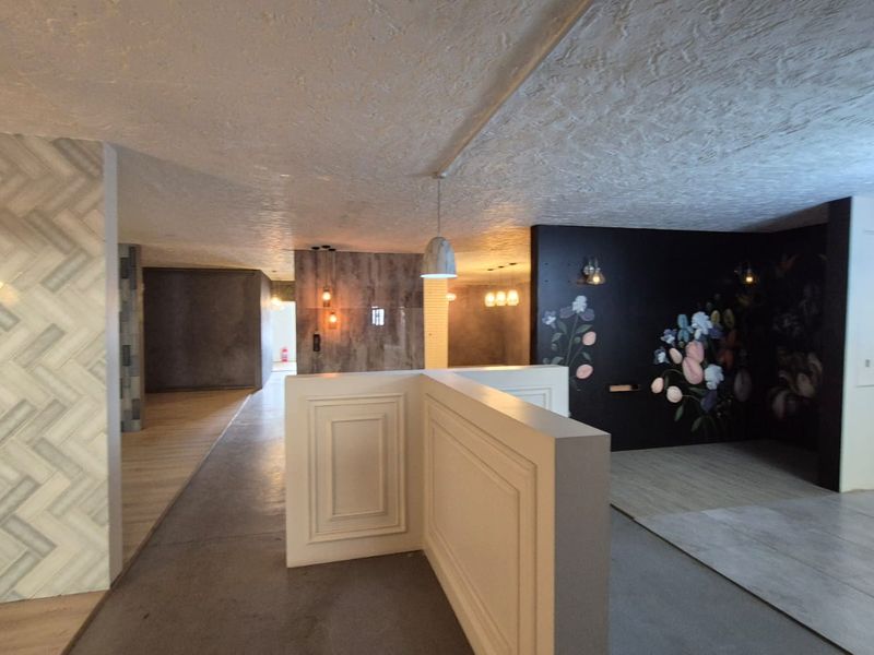 Spacious 607m2 Warehouse To Let in Secure Hennopspark Location - Photo 9