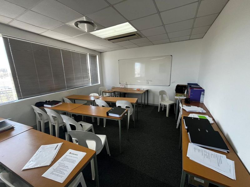 Training Facility Rental Monthly In Bellville - Photo 10