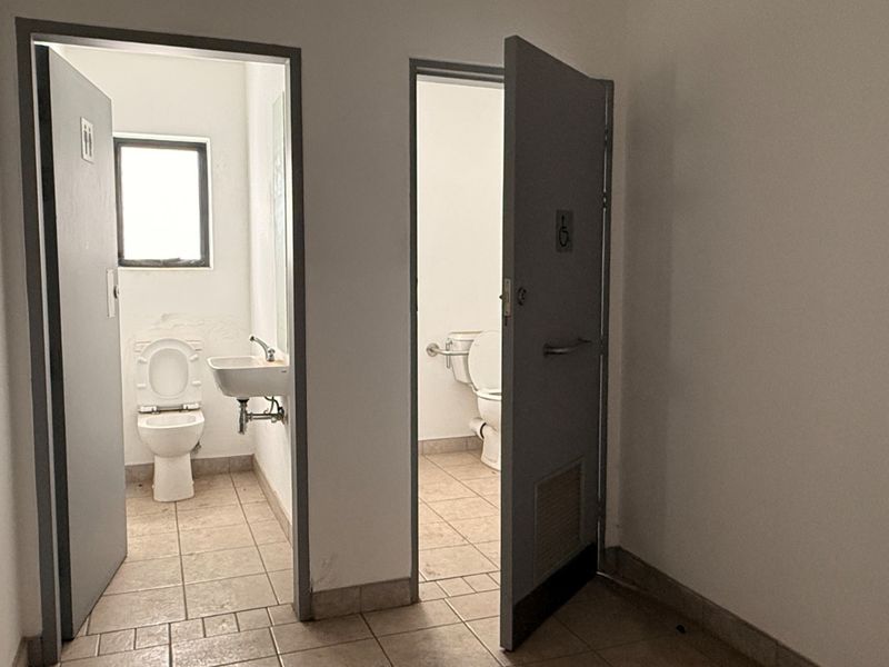 673m2 Warehouse To Let, Prime Location in Twenty One Industrial Estate - Photo 7