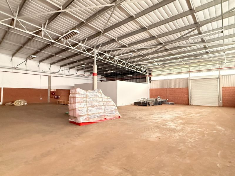 673m2 Warehouse To Let, Prime Location in Twenty One Industrial Estate - Photo 10