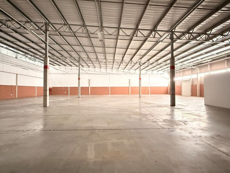 1,315m2 A-Grade Warehouse To Let in Twenty One Industrial Estate - Photo 9